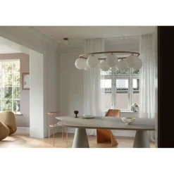 Nuura væglampe Liila 1, Ø 14 cm, IP44, guld/opal