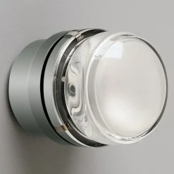 Oluce Fresnel - Væglampe med glaslinse IP44 krom