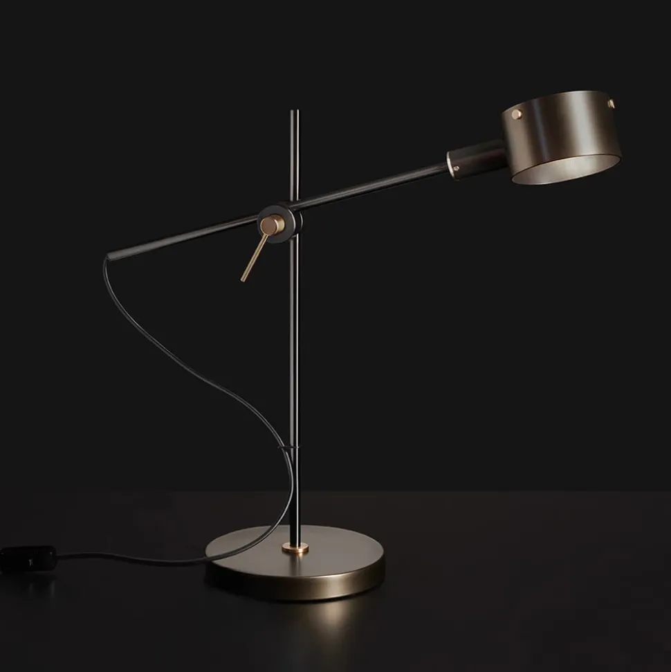 Oluce Go 252 LED-bordlampe, sort