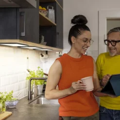 OSRAM LED-underskabsbelysning Panel 30 x 20 cm sort CCT dæmpbar