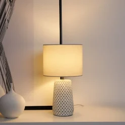 Pauleen Pretty Purity bordlampe med betonfod