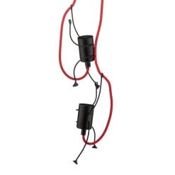 Pendellampe Bobi 2 i sort, kabel rød, 2 lyskilder.