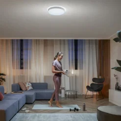 Philips Hue Enrave LED-loftslampe 42,5 cm hvid