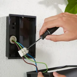 Philips Hue Resonate udendørs LED-væglampe, RGBW, sort