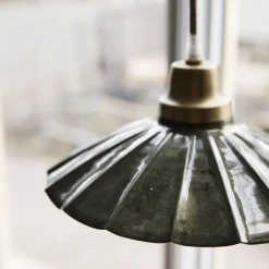 PR Home Hængelampe Ester, grøn, Ø 24 cm, jern, stik