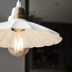 PR Home Hængelampe Ester, offwhite, Ø 24 cm, jern stik