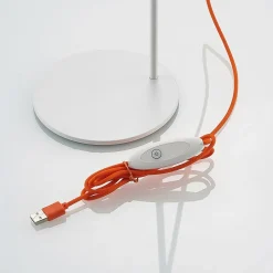 Prios Ihario CCT LED-bordlampe, kan dæmpes, hvid