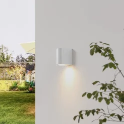 Prios Irfan udendørs væglampe rund hvid 10 cm