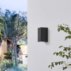Prios Irfan udendørs væglampe kantet, sort 15,5 cm