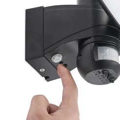 Prios Kalvito LED-solcellevægspot, sensor 2 lk