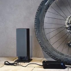 Puka Mana stikkontaktsøjle til udendørs brug