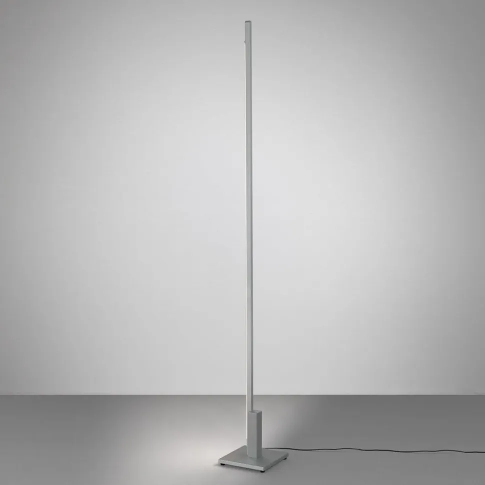 Quitani Talon LED-gulvlampe aluminium anodiseret natur