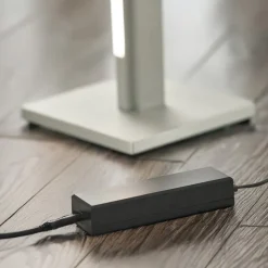 Quitani Talon LED-gulvlampe aluminium anodiseret natur