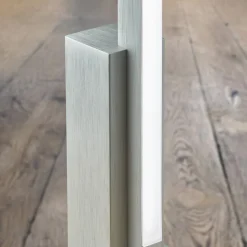 Quitani Talon LED-gulvlampe aluminium anodiseret natur