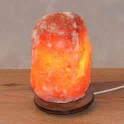 Rock saltlampe med sokkel, 1,5-2 kg, ravgul