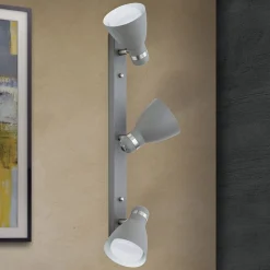 School loftspot, 3 lyskilder, gråt