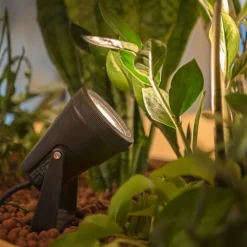 SLV Samrina lampe med jordspyd, sort, plast, højde 13 cm