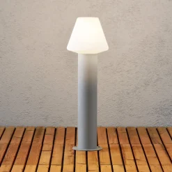 Smuk sokkellampe Barletta