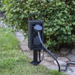 Stikdåse med stik-kabel, jordspyd