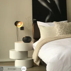 Strap væglampe med læderremme, sort