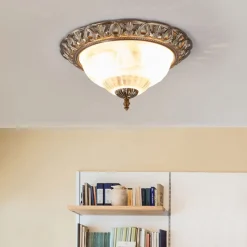 TERESA udsøgt loftlampe med pyntekant