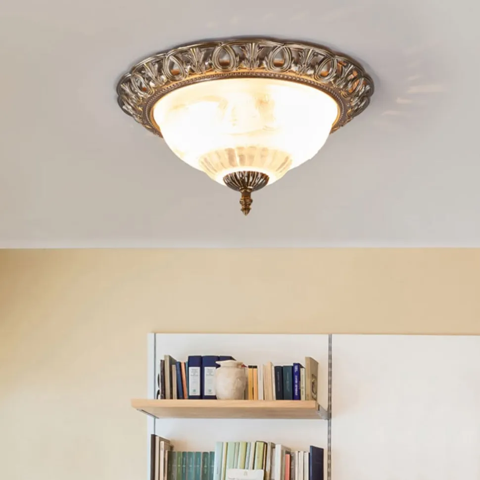 TERESA udsøgt loftlampe med pyntekant