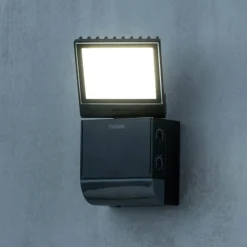 Theben udendørs LED-væglampe theLeda S8-100, sort, sensor