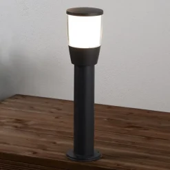 Tucson sokkellampe af trykstøbt aluminium