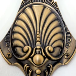 Udsøgt NOAM væglampe med bronze