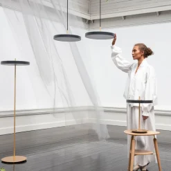 UMAGE Asteria Floor LED-gulvlampe, sort