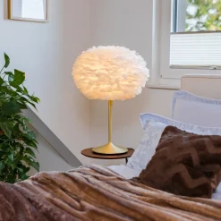 UMAGE Eos medium bordlampe, hvid/messing