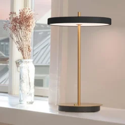 UMAGE LED-bordlampe Asteria Move sort/messing 31 cm