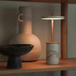 UMAGE LED-bordlampe Asteria Move Mini, hvid 26 cm IP44