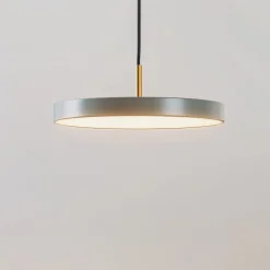 UMAGE LED-hængelampe Asteria Mini, lysegrøn/messing, Ø 31 cm