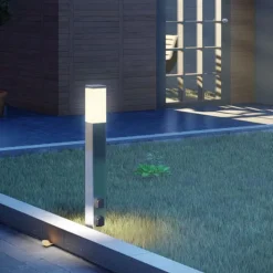 Vejlampe 400166, stål med 2 stikkontakter