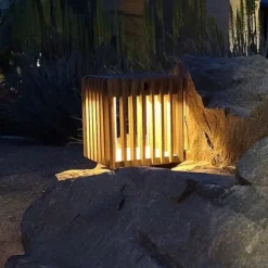 Verti LED solcellebordlampe, teakgrå, 3.000 K, 300 lm