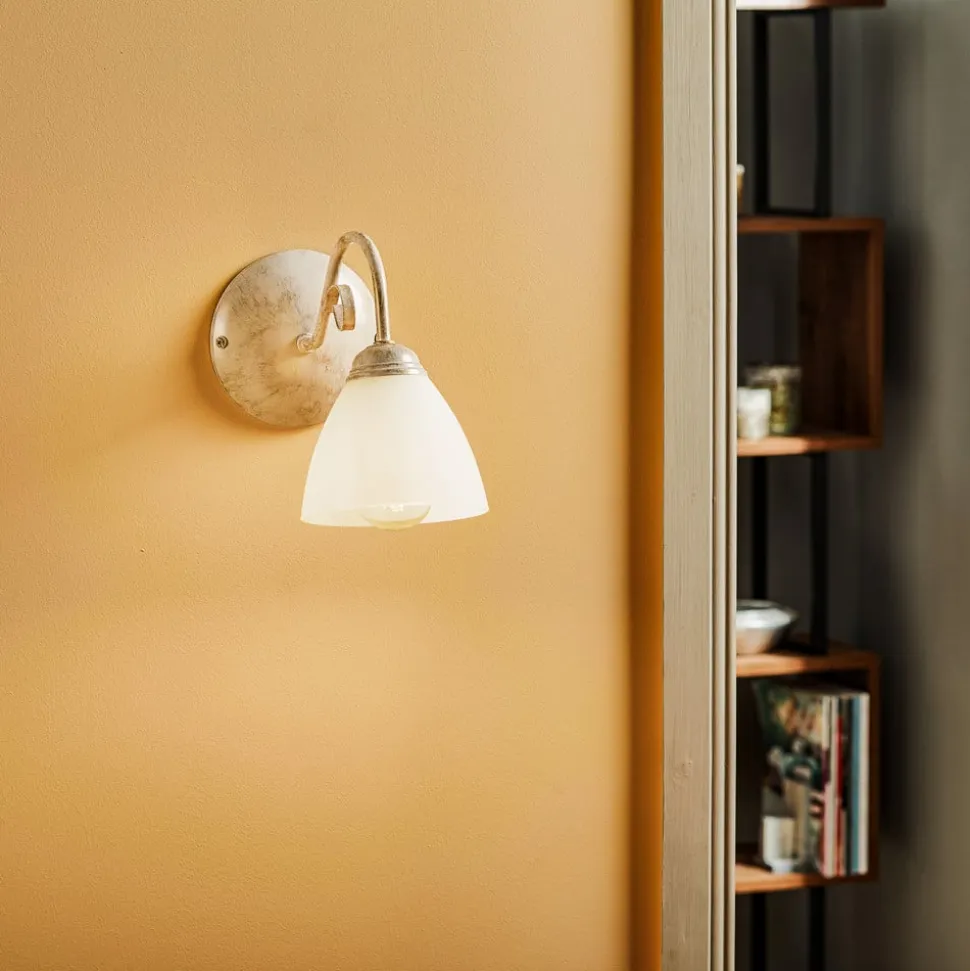 Væglampe Adoro med glasskærm, hvid