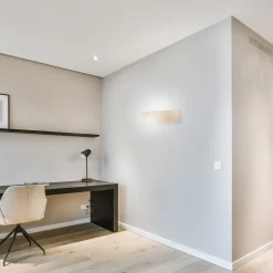 Væglampe Cleo D1DR410, fyrretræ, 41 cm lang, E27