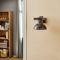 Væglampe Hakon, rustbrun/naturtræ