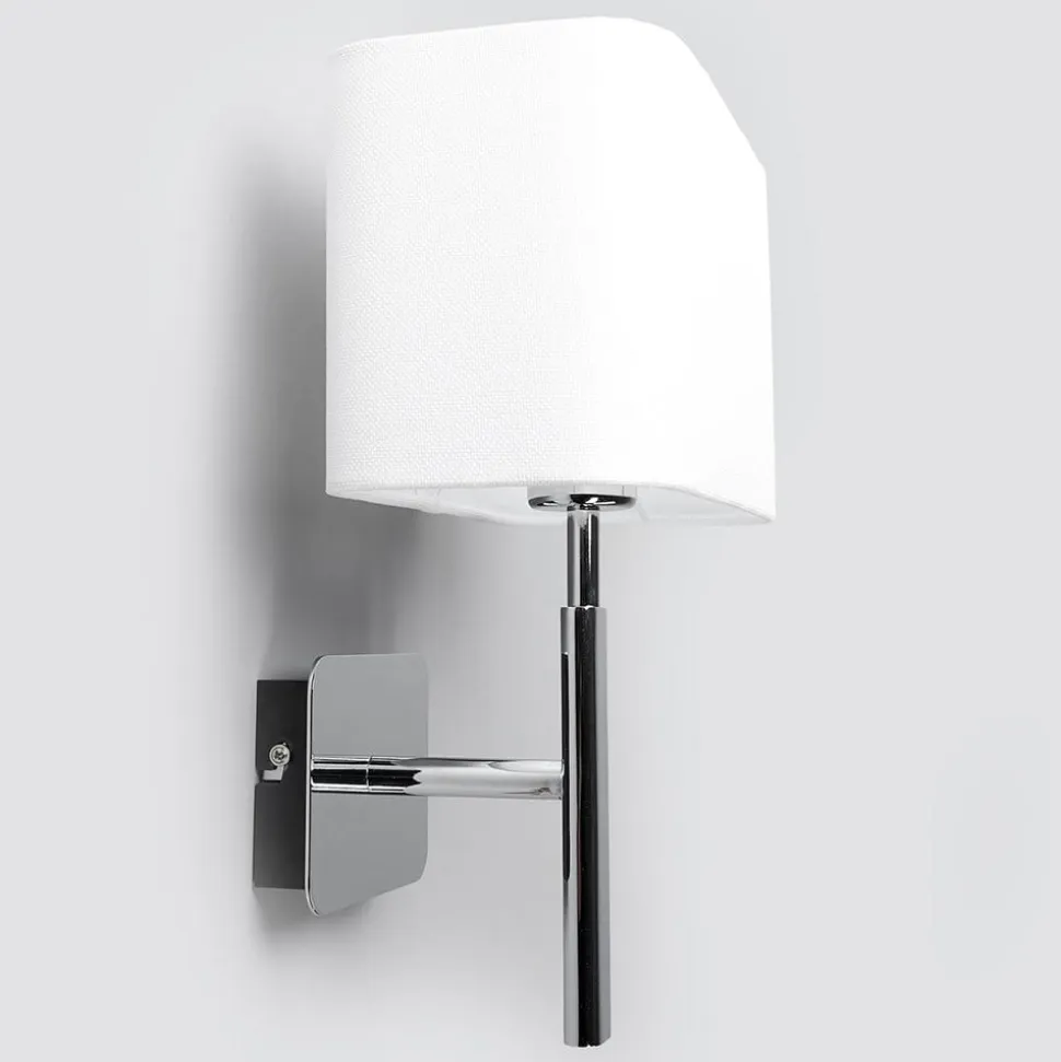 Væglampe Jettka med tekstilskærm og kontakt