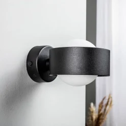 Væglampe Mado i stål, sort, 1 lyskilde