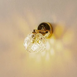 Væglampe Odel med dekoreret glasskærm