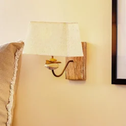 Væglampe Seregon med sten dekoration og stofskærm