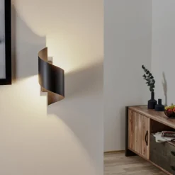 Væglampe Spiner sort, højde 30 cm, stål