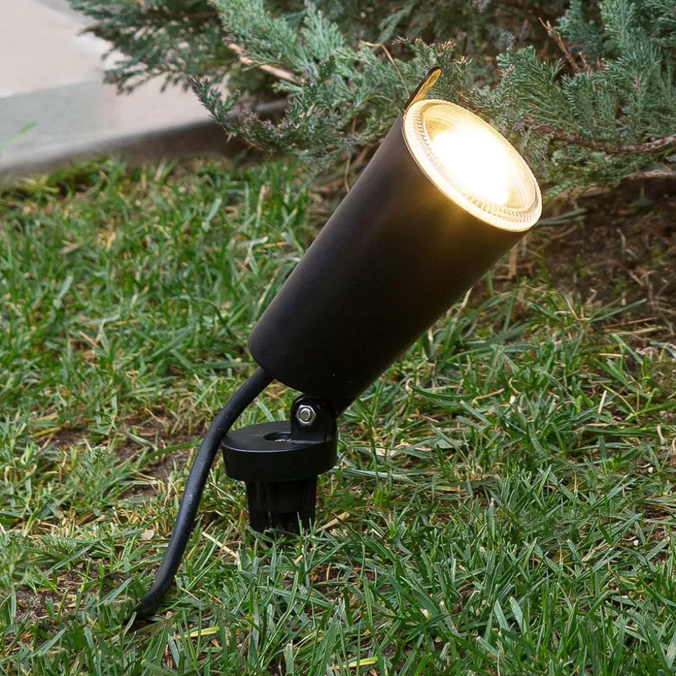 Vægspot og spot med jordspyd i en - Toni