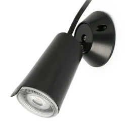 Vægspot og spot med jordspyd i en - Toni