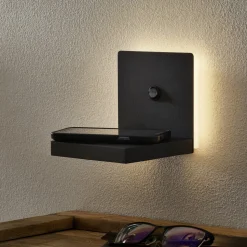 Zanzibar LED-væglampe med ladestation, sort